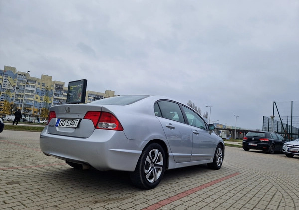 Honda Civic cena 16500 przebieg: 170000, rok produkcji 2008 z Gdańsk małe 46